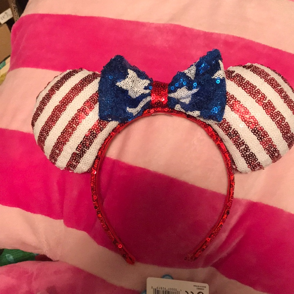 Patriotic Disney tote and Minnie ears